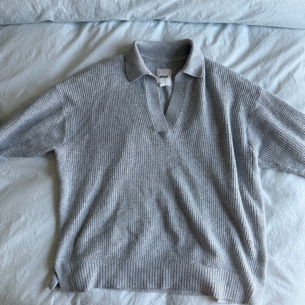 aerie Light Gray V‑Neck Knit Polo Sweater